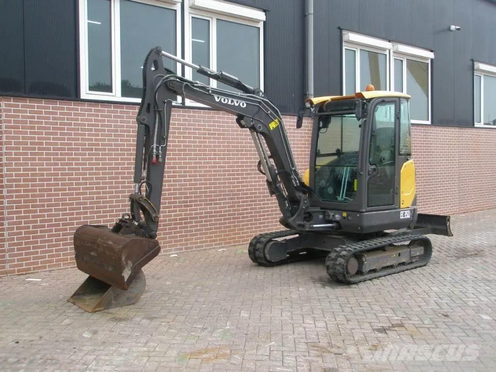 Volvo EC35D Mini pelle < 7t