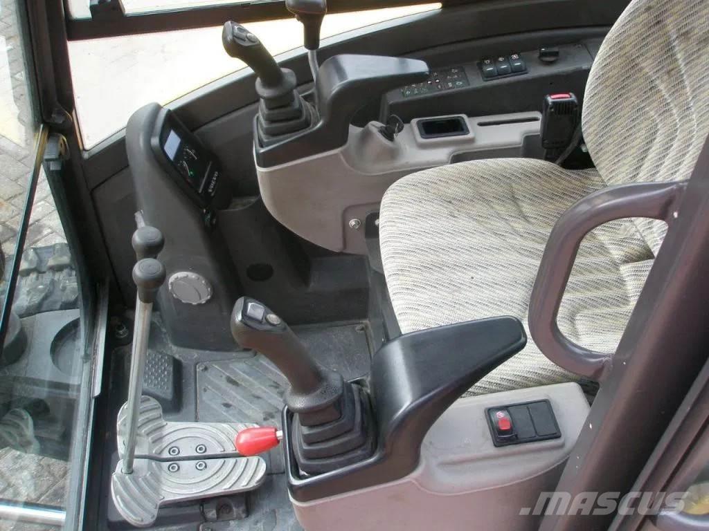 Volvo EC35D Mini pelle < 7t