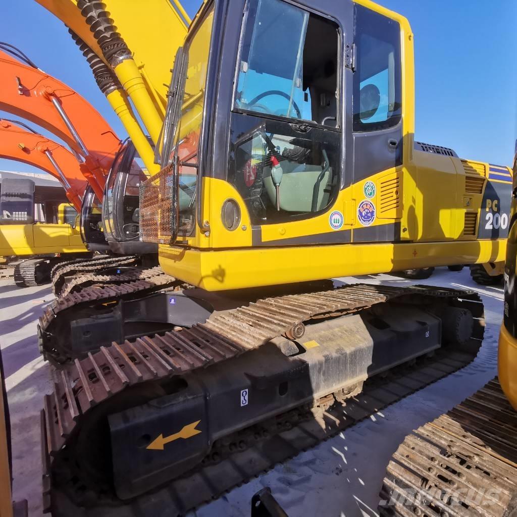 Komatsu PC 200-8 Pelle sur chenilles