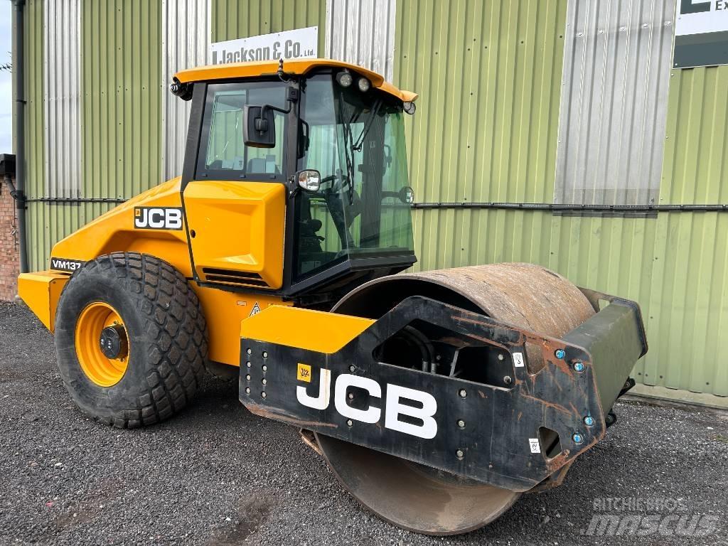 JCB VM 137 Rouleaux monocylindre