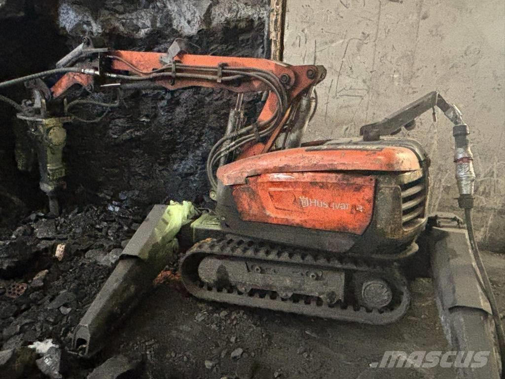 Husqvarna DXR 300 Pelle de démolition