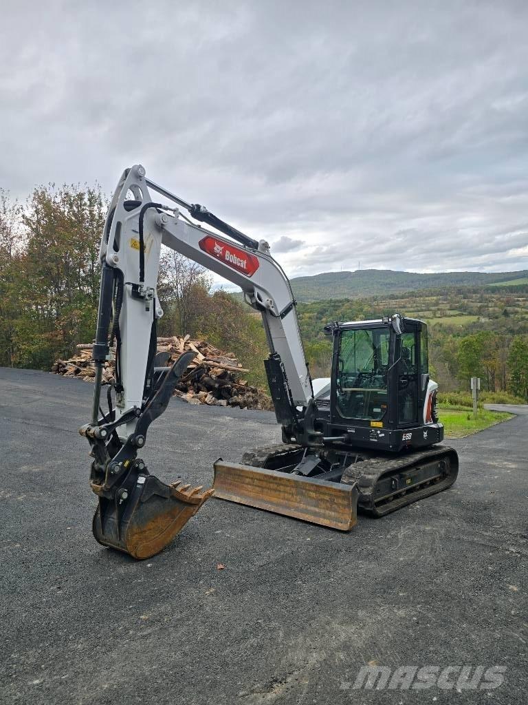 Bobcat E 88 R2 Pelle sur chenilles
