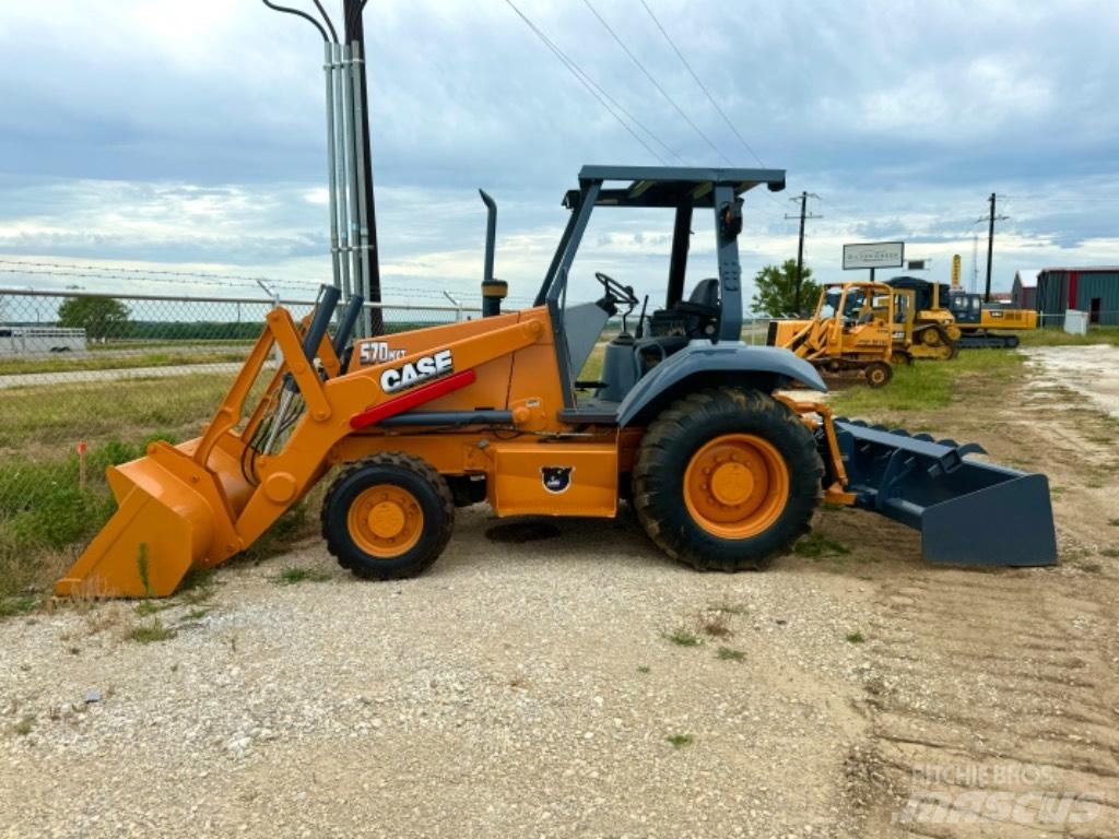 CASE 570 M XT Chargeuse sur pneus