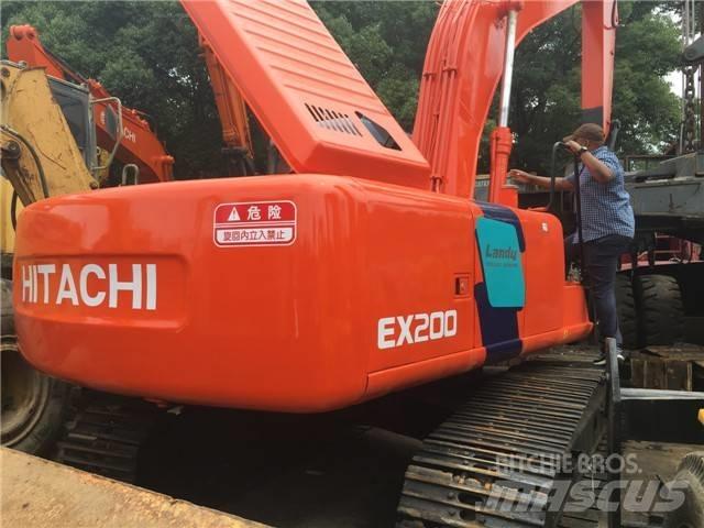 Hitachi EX 200 Pelle sur chenilles