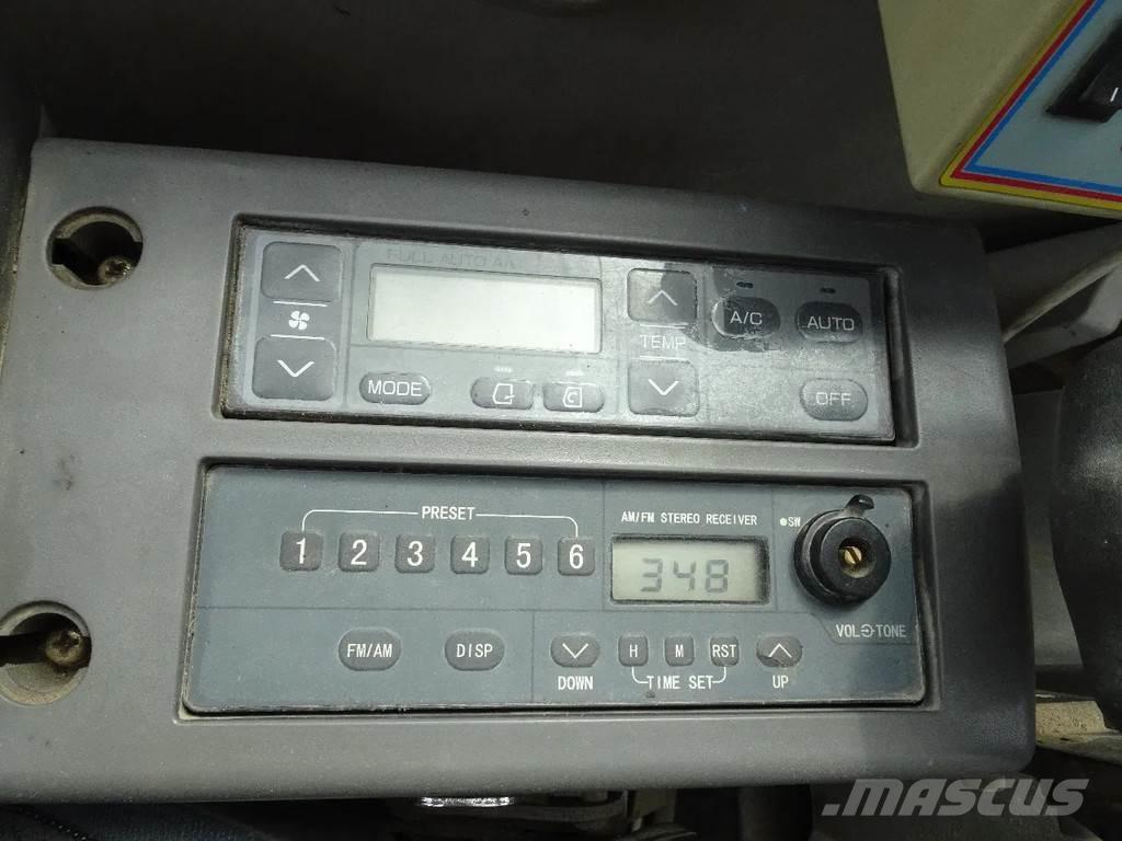 Hitachi ZX140W-3 Pelle sur pneus