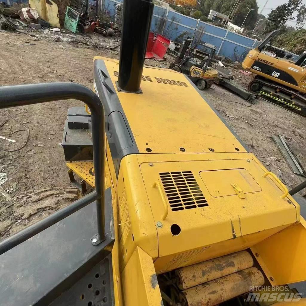 Komatsu WA 500 Chargeuse sur pneus