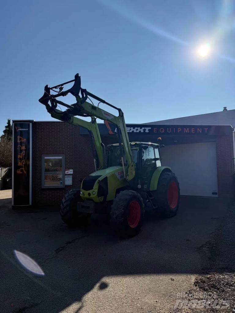 CLAAS Axos 330 Tracteur