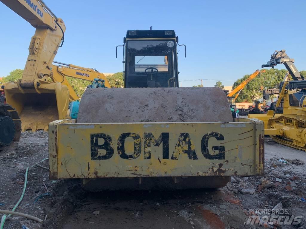 Bomag BW 225 D-3 Rouleaux tandem