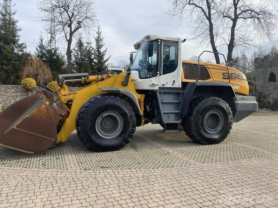 Liebherr L 566 Chargeuse sur pneus