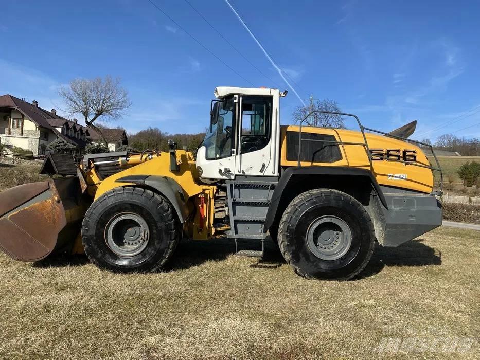 Liebherr L 566 Chargeuse sur pneus