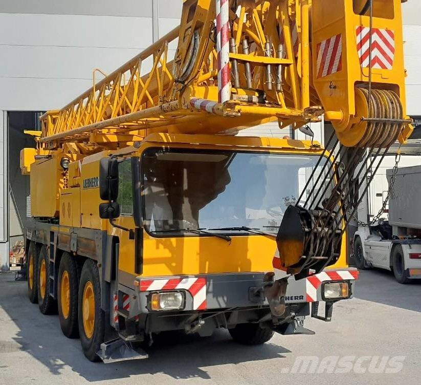 Liebherr 1070/1 Grues tout terrain