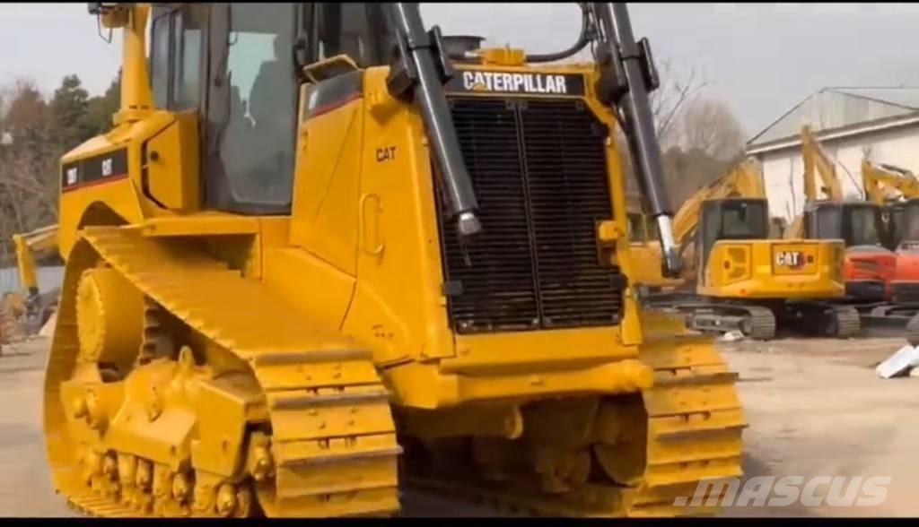 CAT D 8 T Bouteurs sur chenilles