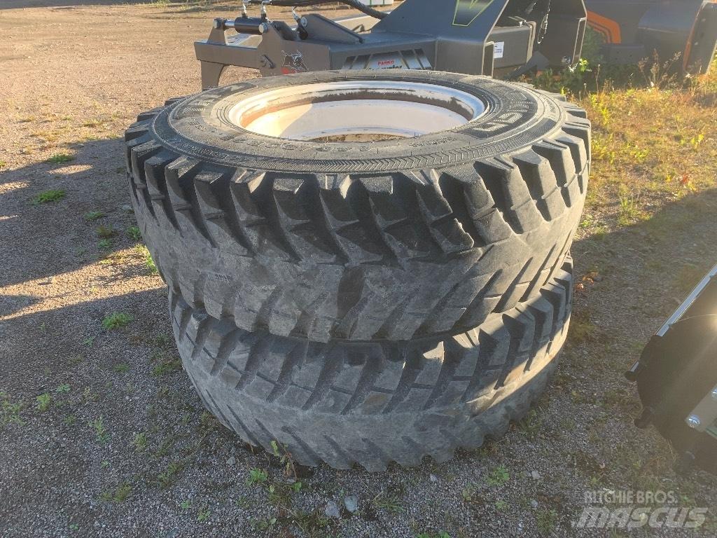 Nokian 16.9 R28 Pneus, roues et jantes