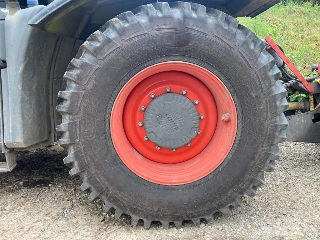 CLAAS XERION 4500 VC Tracteur