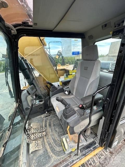 CAT 311 F LRR Pelle sur chenilles