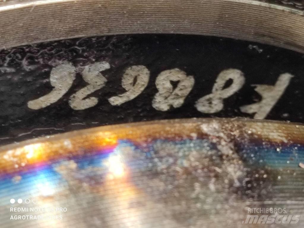 Genie GTH 2506 hub Essieux