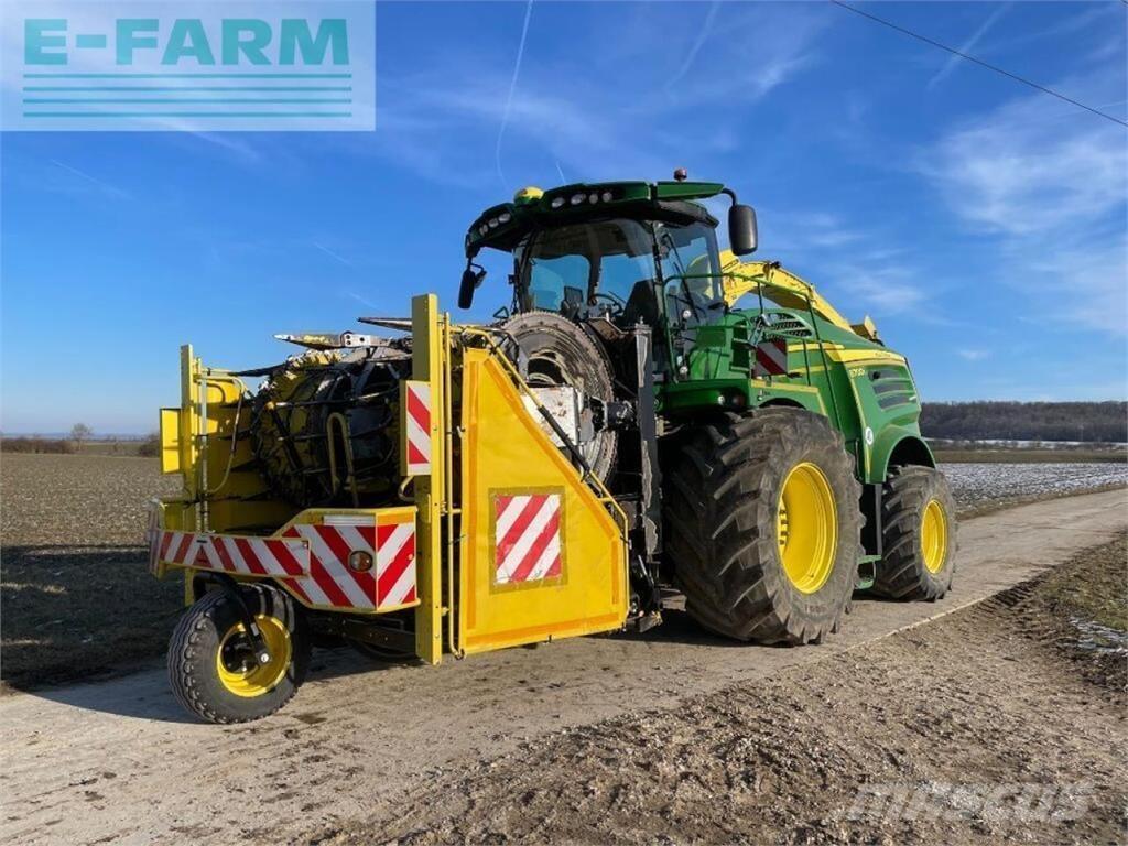 John Deere 8700i Ensileuse automotrice