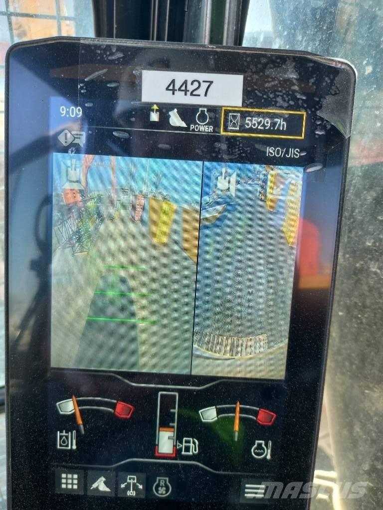 CAT 350 (Abu Dhabi) Pelle sur chenilles