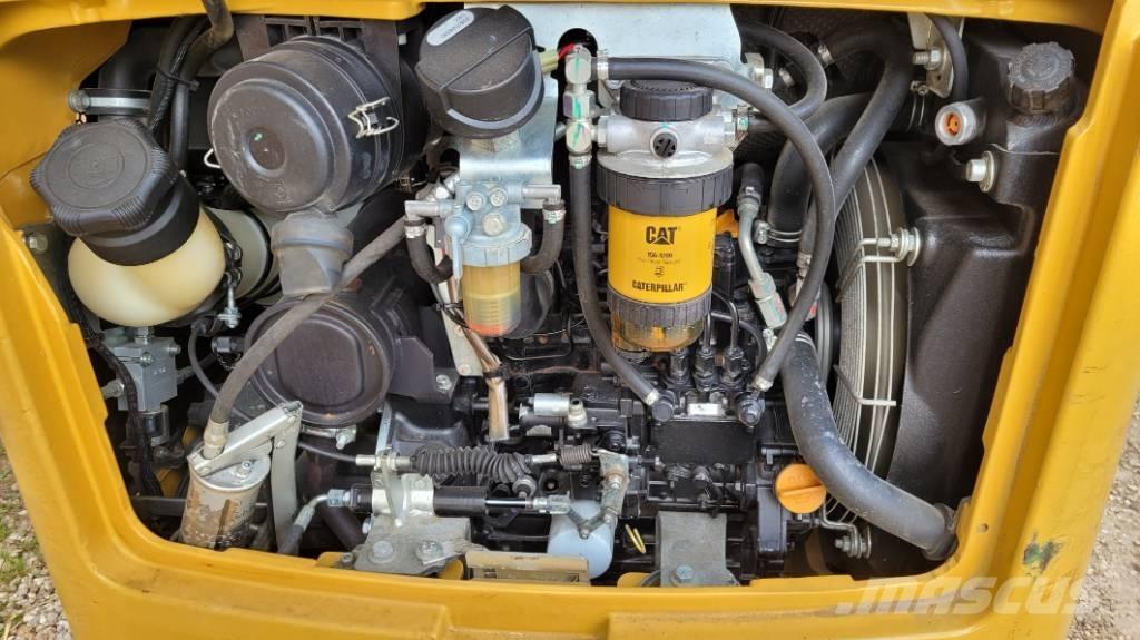 CAT 301.7 D Mini pelle < 7t