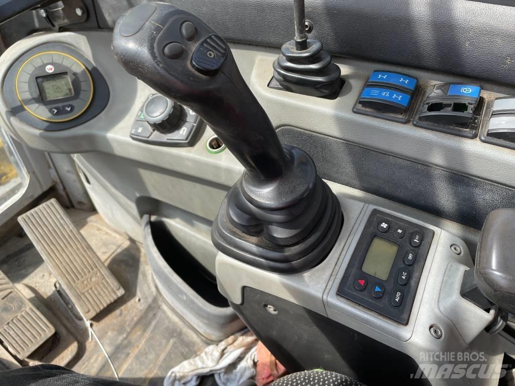 Wacker Neuson EW 100 Pelle sur pneus