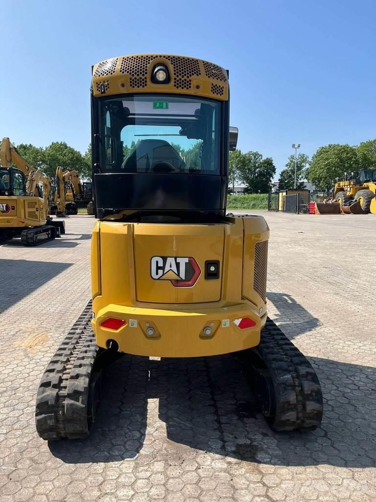 CAT 303.5 Mini pelle < 7t