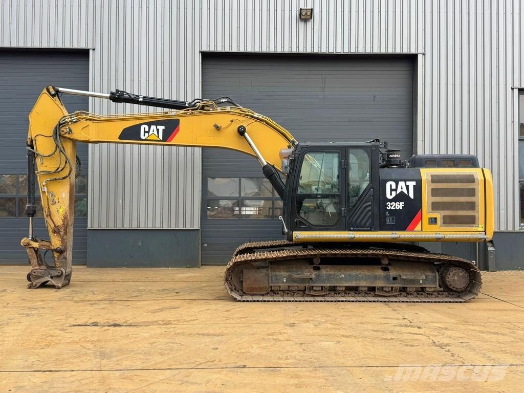 CAT 326F L Pelle sur chenilles