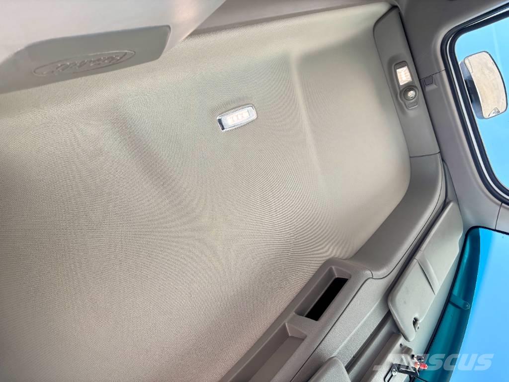 Peterbilt 567 Tracteur routier