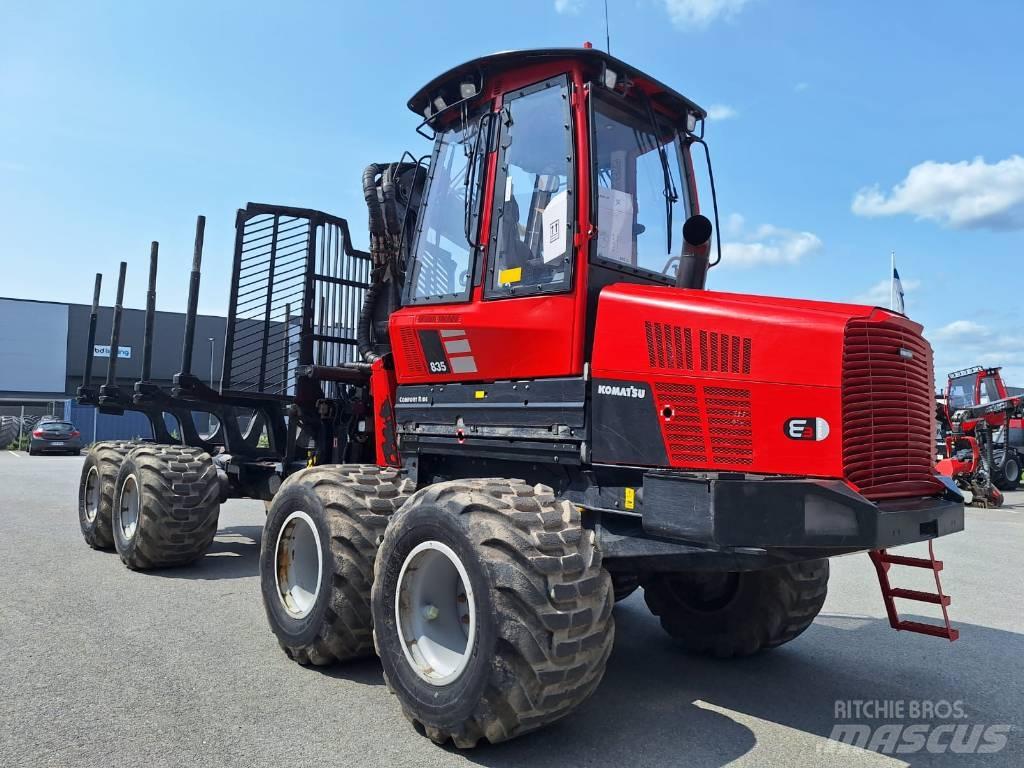 Komatsu 835 Porteur