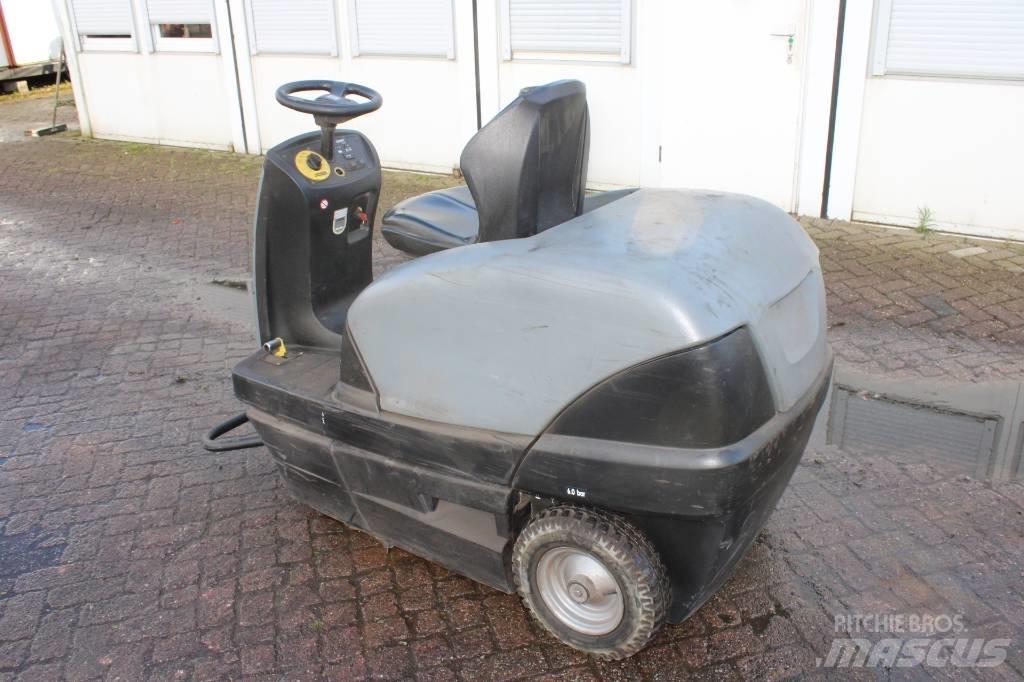 Kärcher KM 100/100 Balayeuse / Autolaveuse