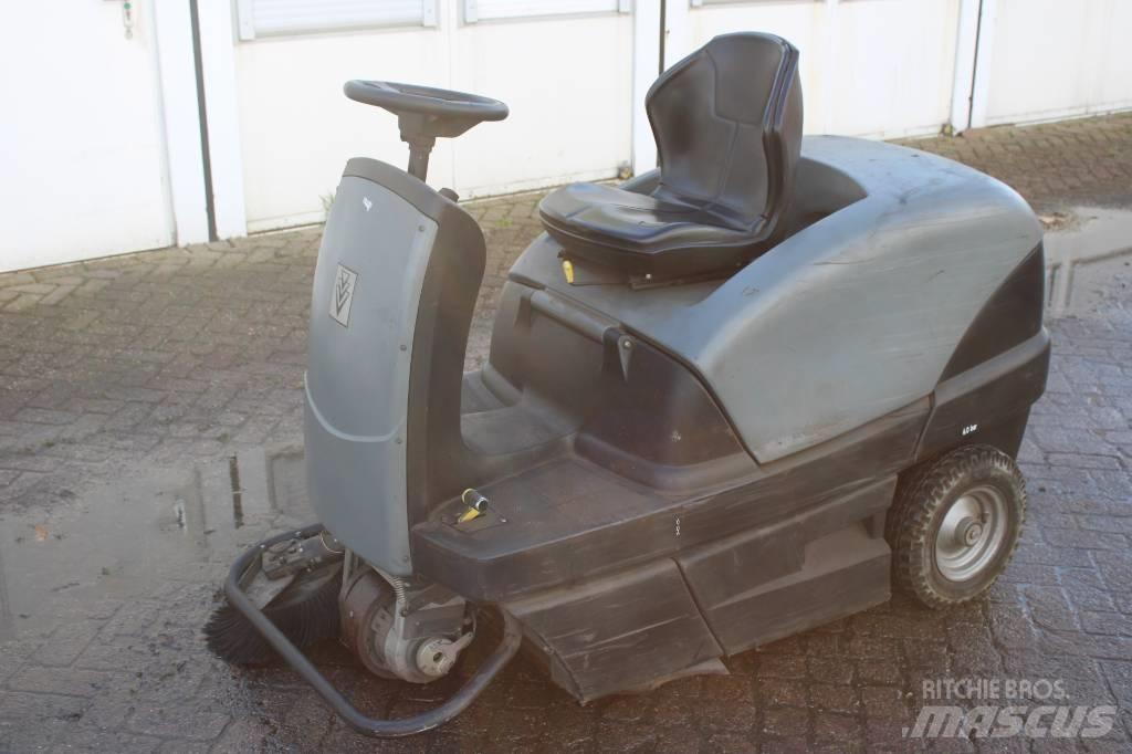 Kärcher KM 100/100 Balayeuse / Autolaveuse