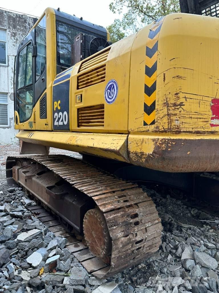 Komatsu PC220-8MO Pelle sur chenilles