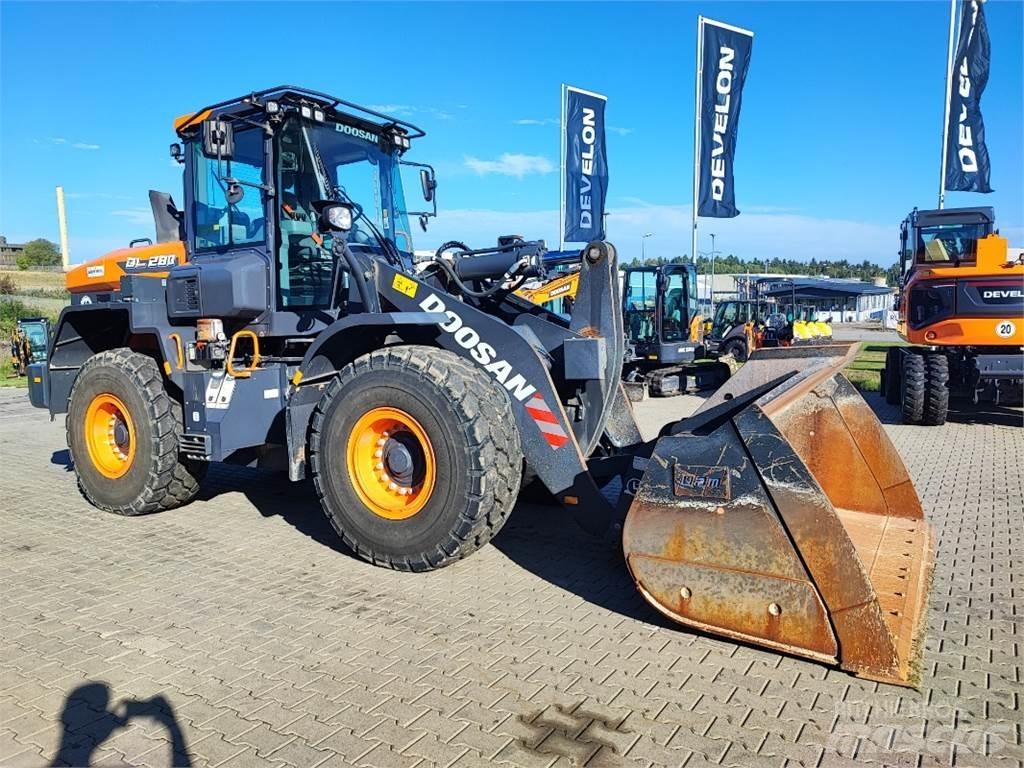 Doosan DL280-7 Chargeuse sur pneus