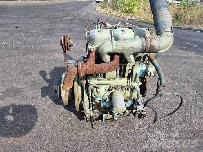  Engines F2L912 Transport - Autres