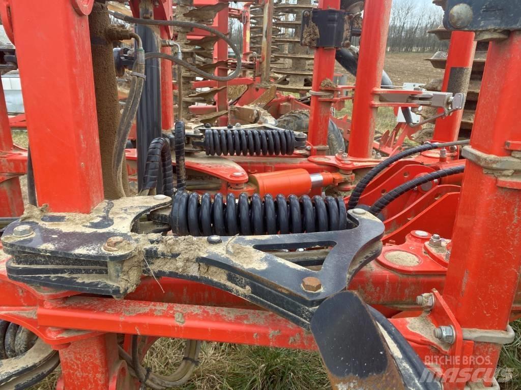 Kuhn Cultimer L4000 Déchaumeur, cultivateur