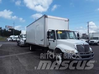 International 4300 Camion Fourgon