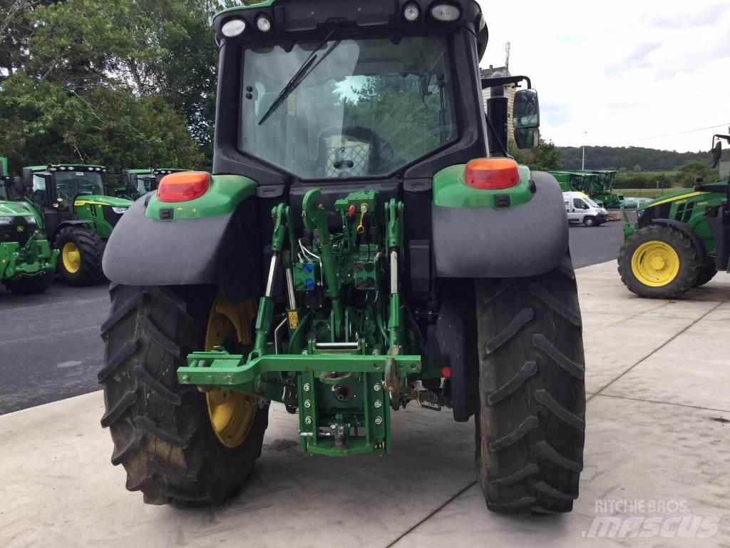 John Deere 6120M Tracteur