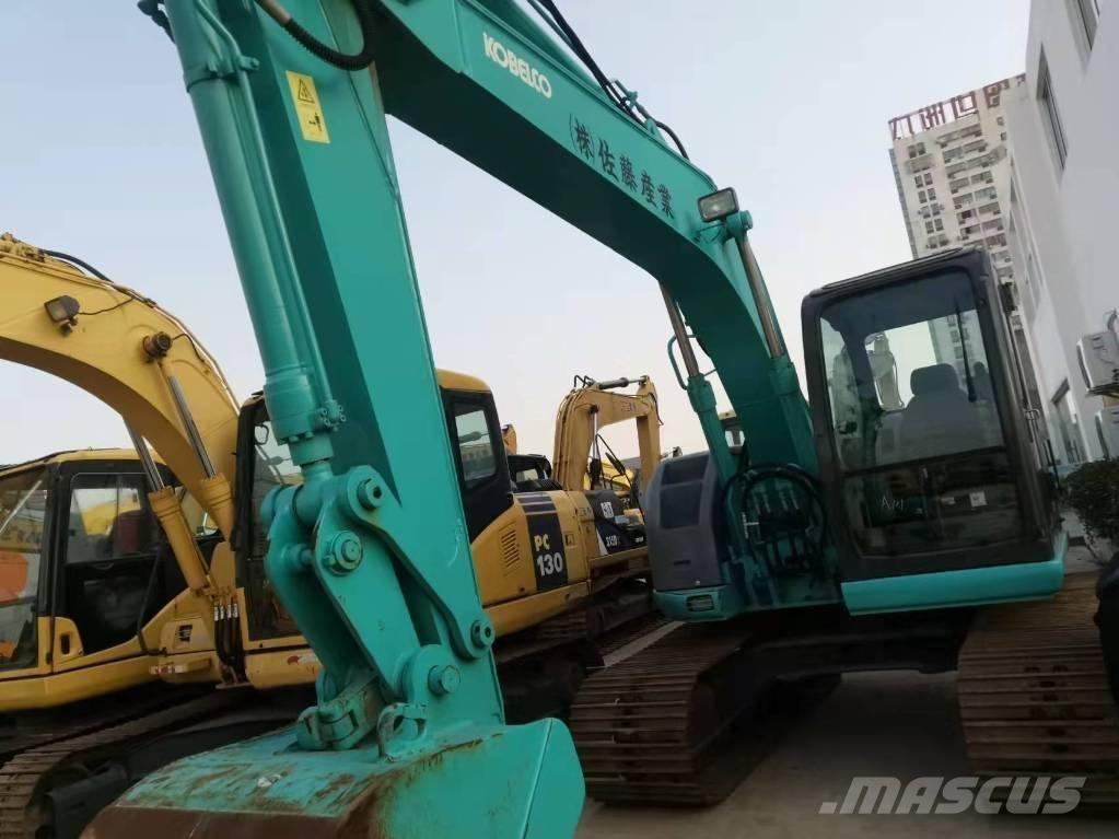 Kobelco SK 135 Pelle sur chenilles