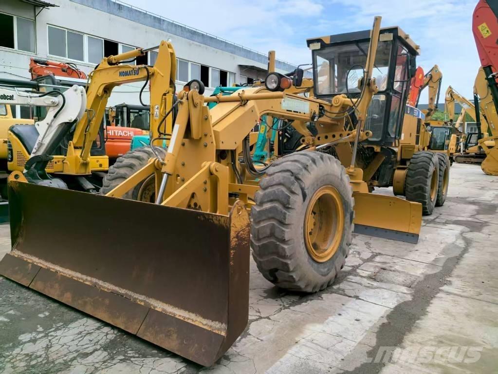 SEM 919 Niveleuse