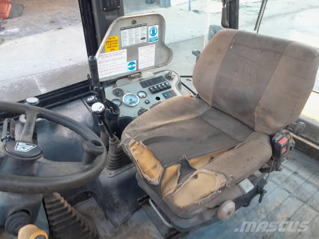 JCB 2 CX Chargeuse sur pneus
