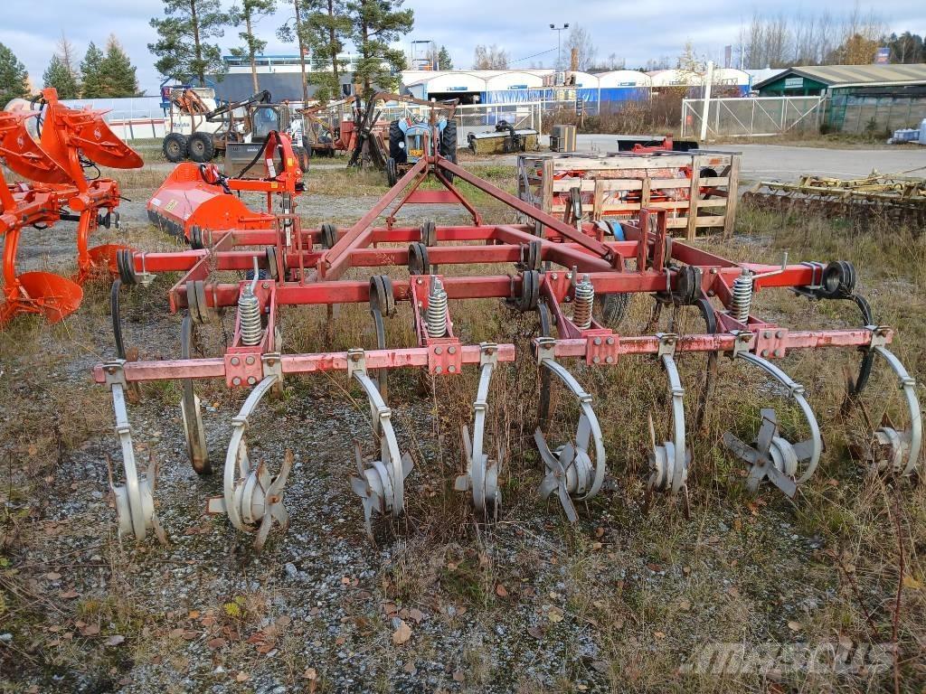 Potila K15 Déchaumeur, cultivateur