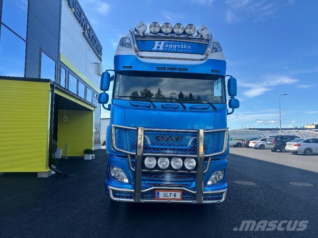 DAF XF 530 6x2*4 Camion ampliroll