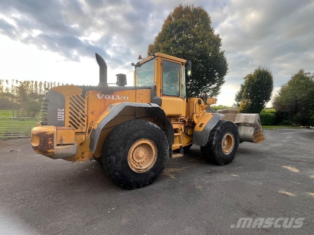 Volvo L120e Chargeuse sur pneus