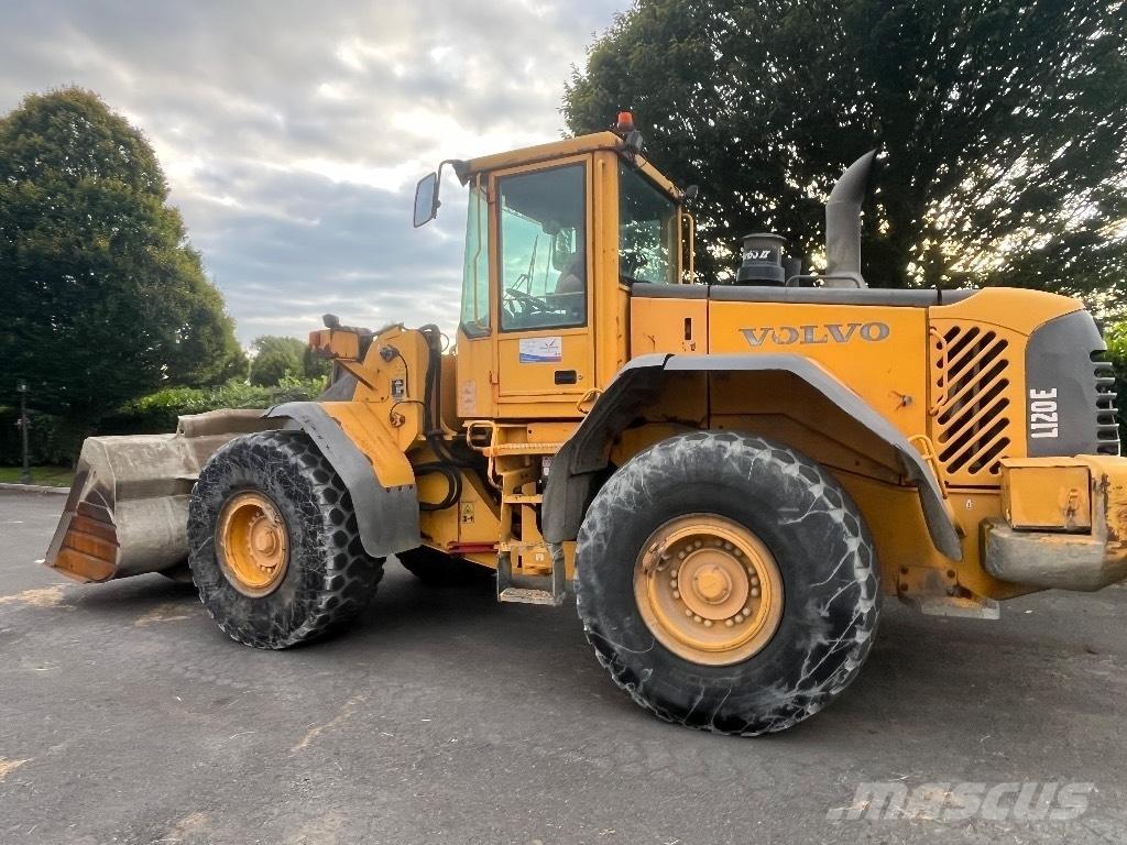 Volvo L120e Chargeuse sur pneus