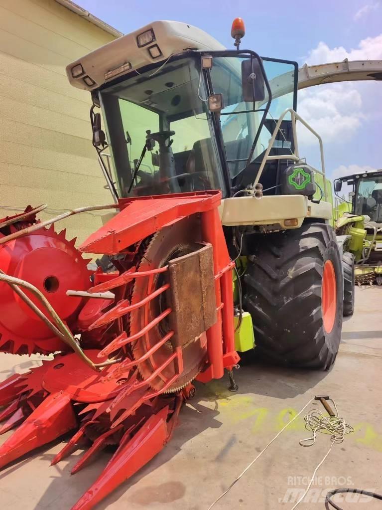 CLAAS Jaguar 870 Ensileuse automotrice