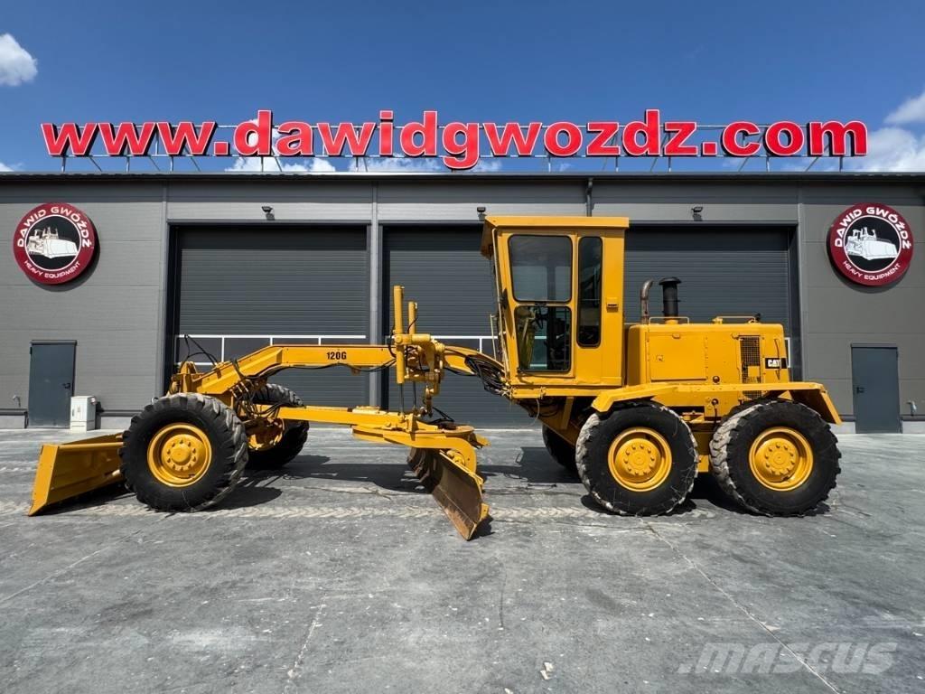 CAT 120 G Niveleuse