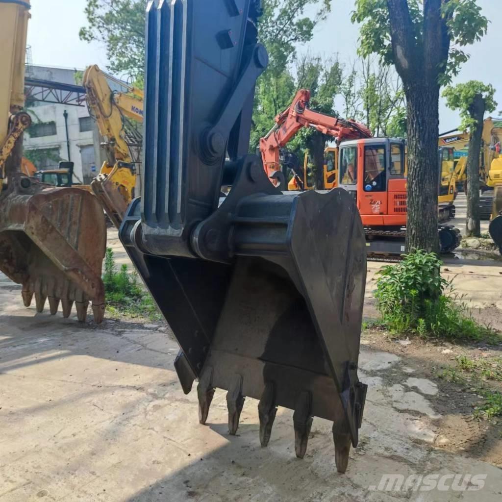 Volvo EC 210 D Pelle sur chenilles