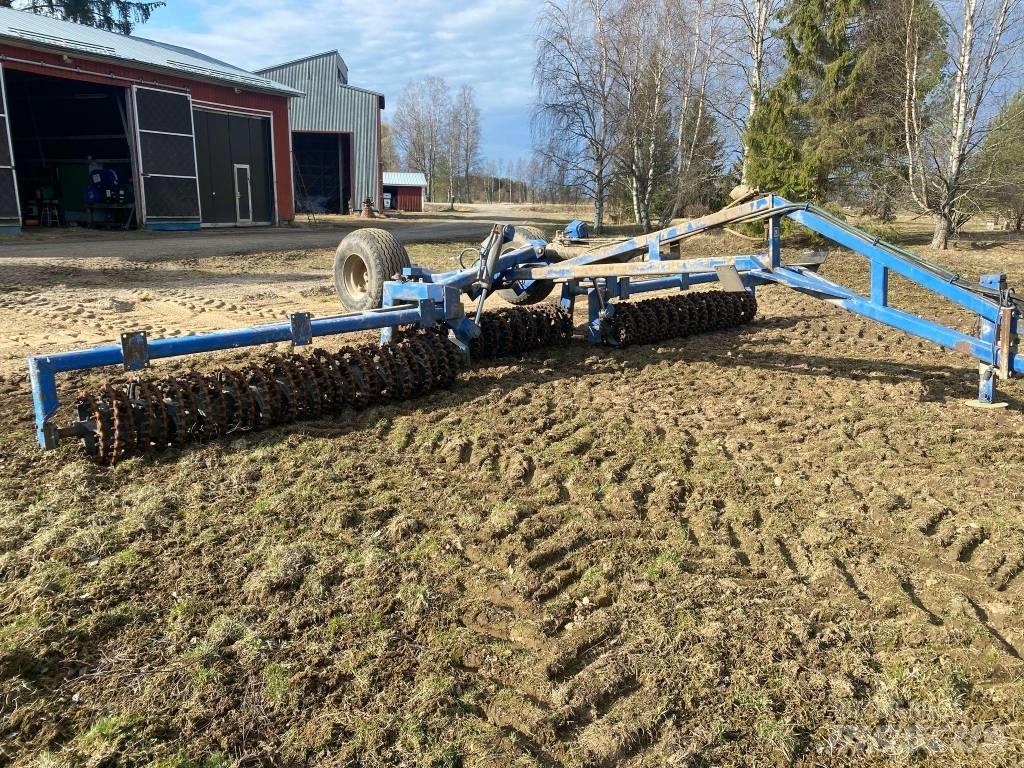 Dal-Bo Maxiroll 760 Crover crop