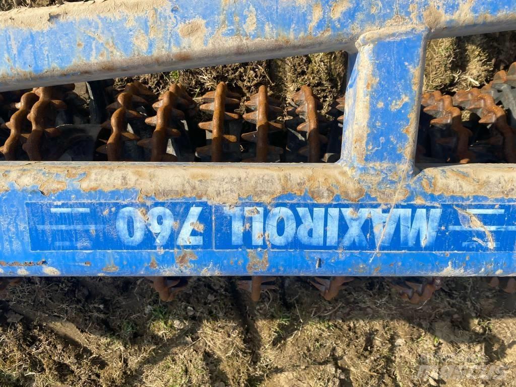 Dal-Bo Maxiroll 760 Crover crop