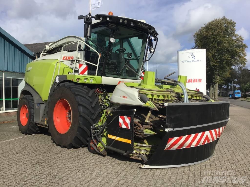 CLAAS Jaguar 960 4WD Moissonneuse batteuse