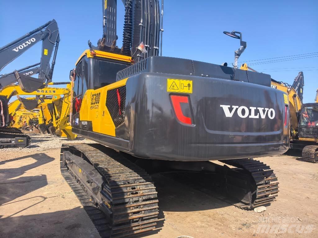 Volvo EC 300 D L Pelle sur chenilles